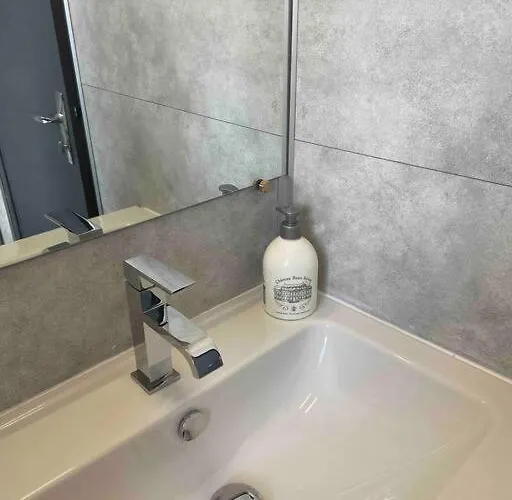 L'eldorado Ruthenois - Garage & Terrasse * 로데즈