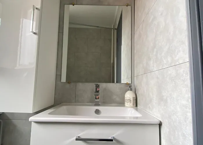 L'eldorado Ruthenois - Garage & Terrasse *